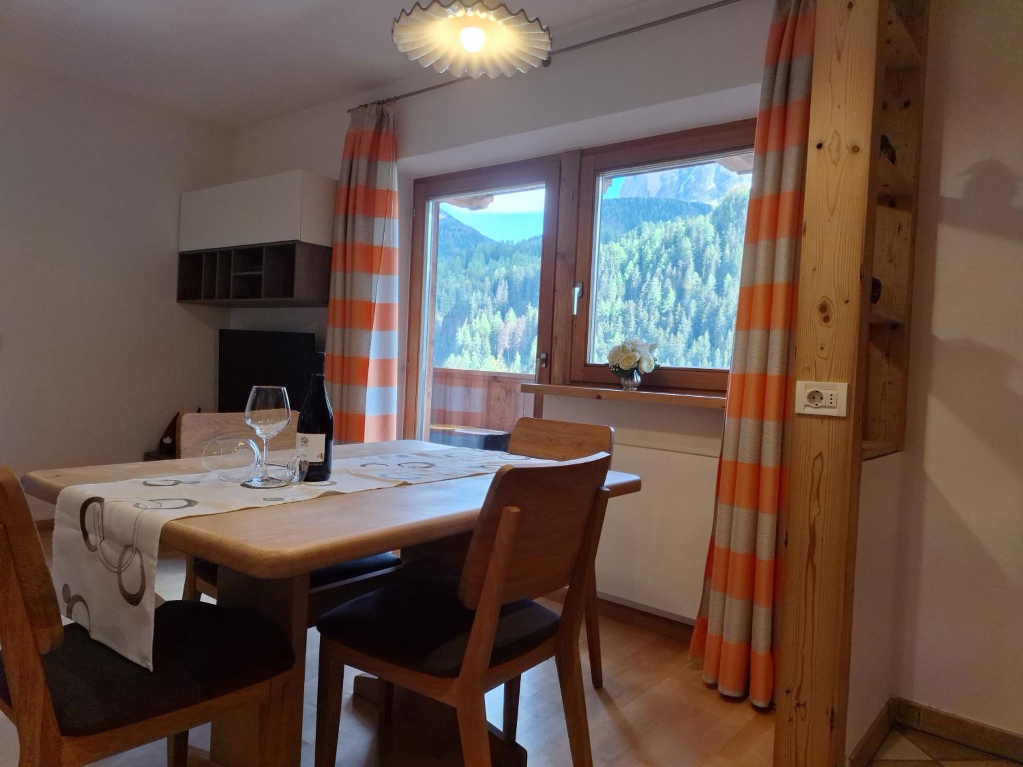 Apartments Insam Santa Cristina Val Gardena Eksteriør billede